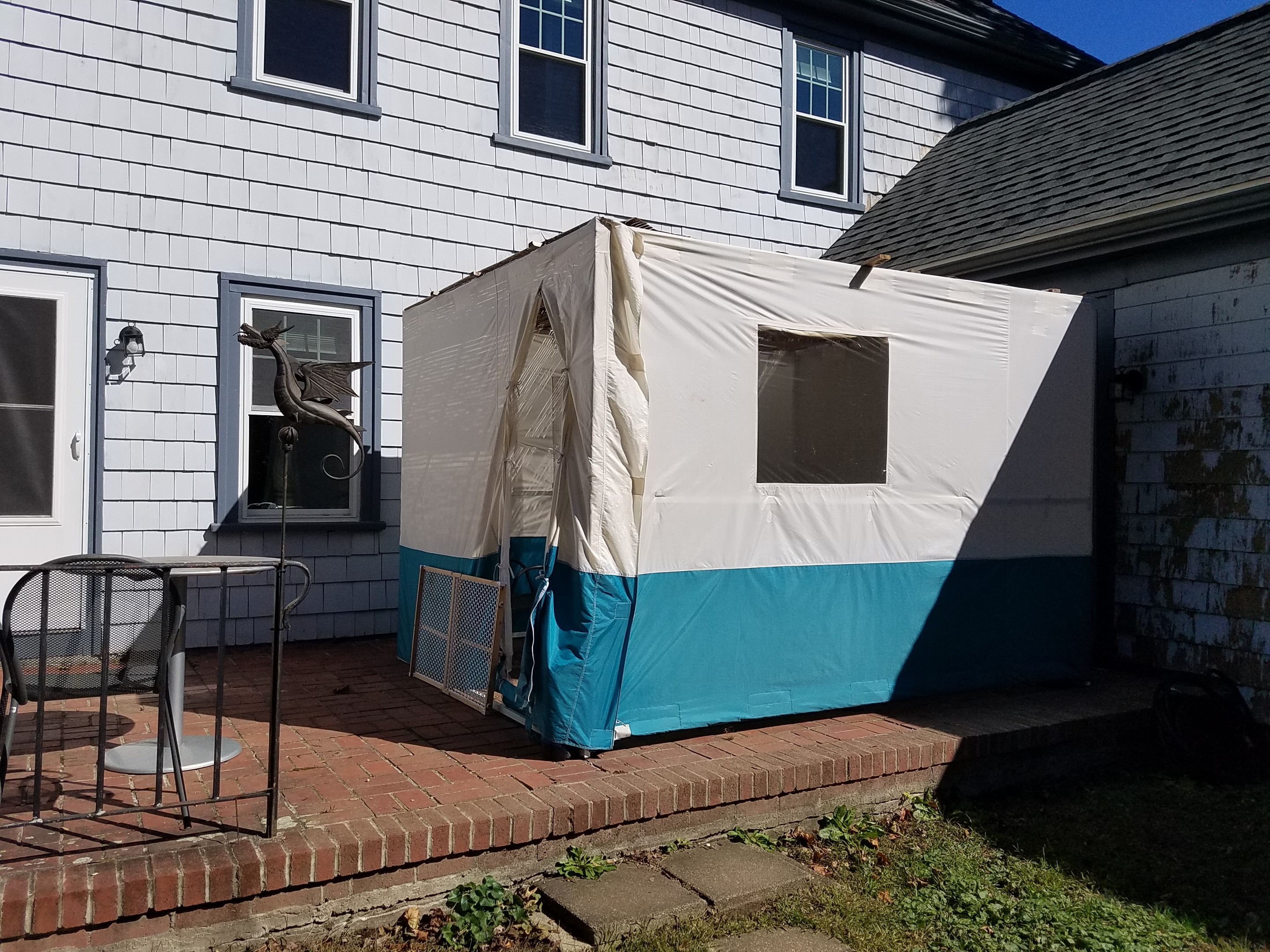 Sukkah 1